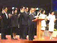 hkhand18.jpg (9176 bytes)