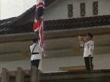 hkhand3.jpg (6132 bytes)